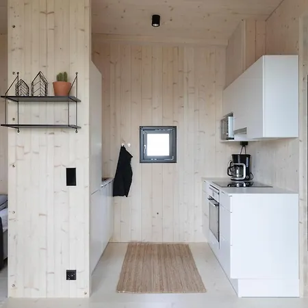 Peaceful Scandinavian Tiny House Near Airport Апартаменты Вантаа